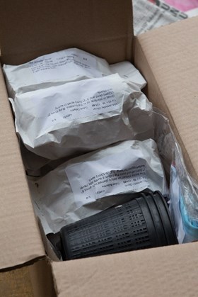 packing parcel.jpg